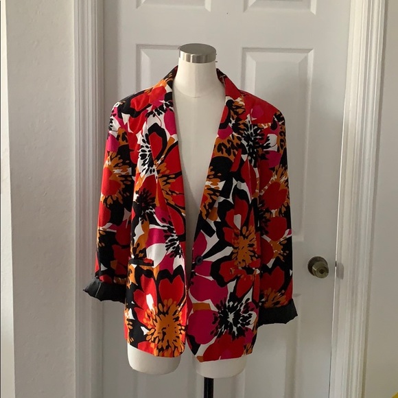 Floral blazer - Picture 1 of 3